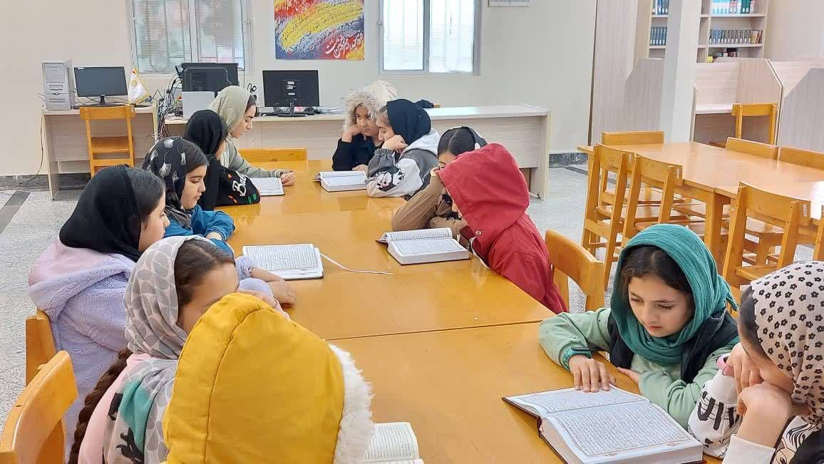 کتابخانههای عمومی استان مرکزی به استقبال بهار رفتند