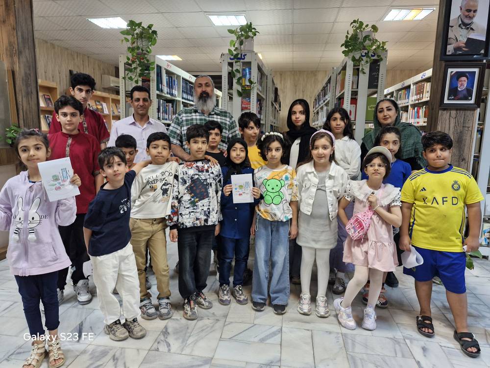 نشست «محفل ادبی آفتاب» در سالجاری با مرور آیینهای باستانی نوروز برگزار شد