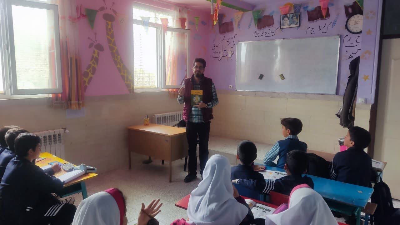 اجرای برنامههای متنوع فرهنگی ترویجی در کتابخانههای استان مرکزی