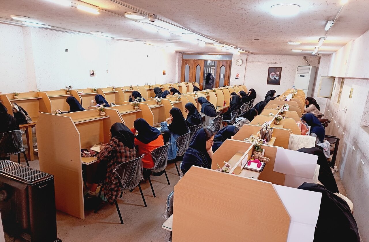 امانت ۲۳ هزار جلد کتاب از کتابخانههای عمومی فارس