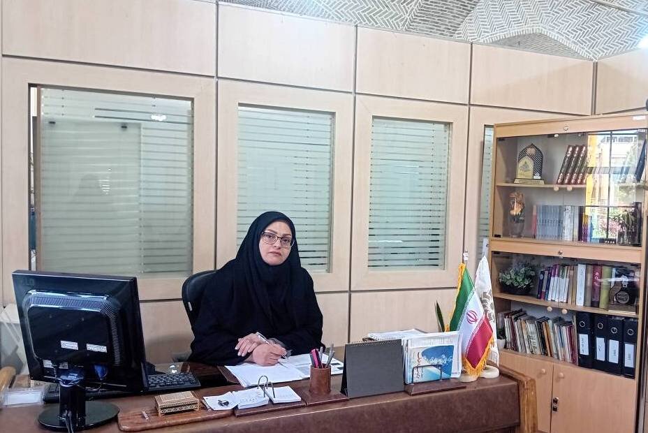 برگزاری دورههای آموزشی و فعالیتهای فرهنگی کتابخانه مرکزی کرمان در فصل بهار