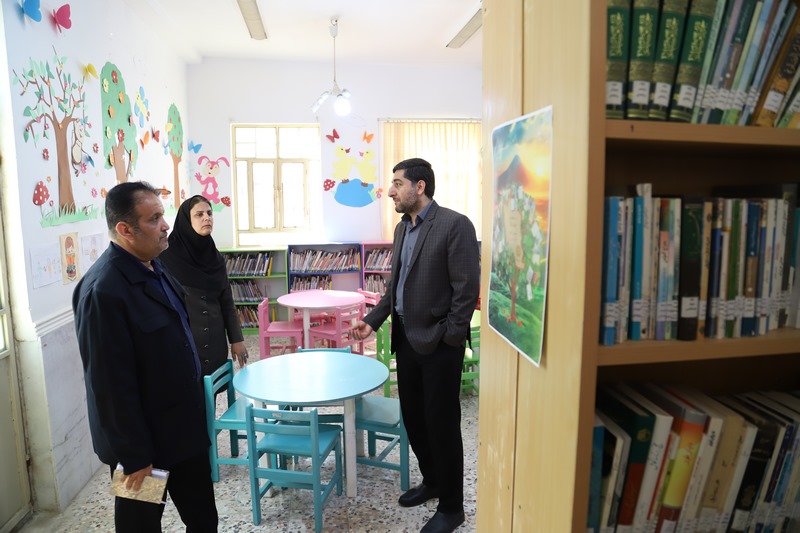 ضرورت راهاندازی کتابخانه سیار برای روستاهای شهرستان تنگستان