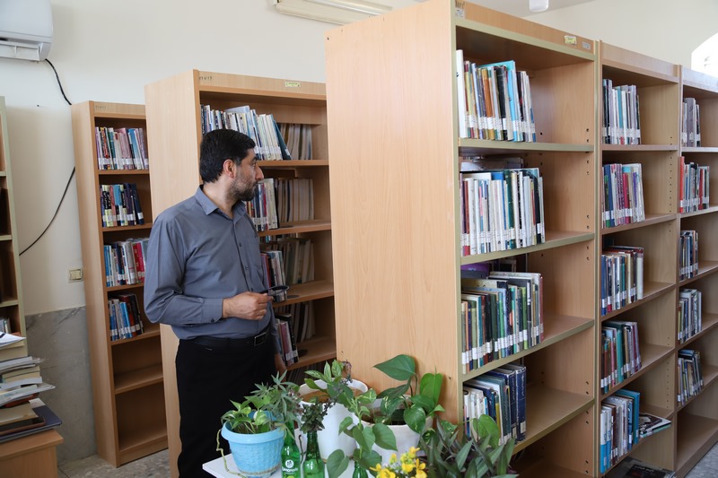 ضرورت راهاندازی کتابخانه سیار برای روستاهای شهرستان تنگستان