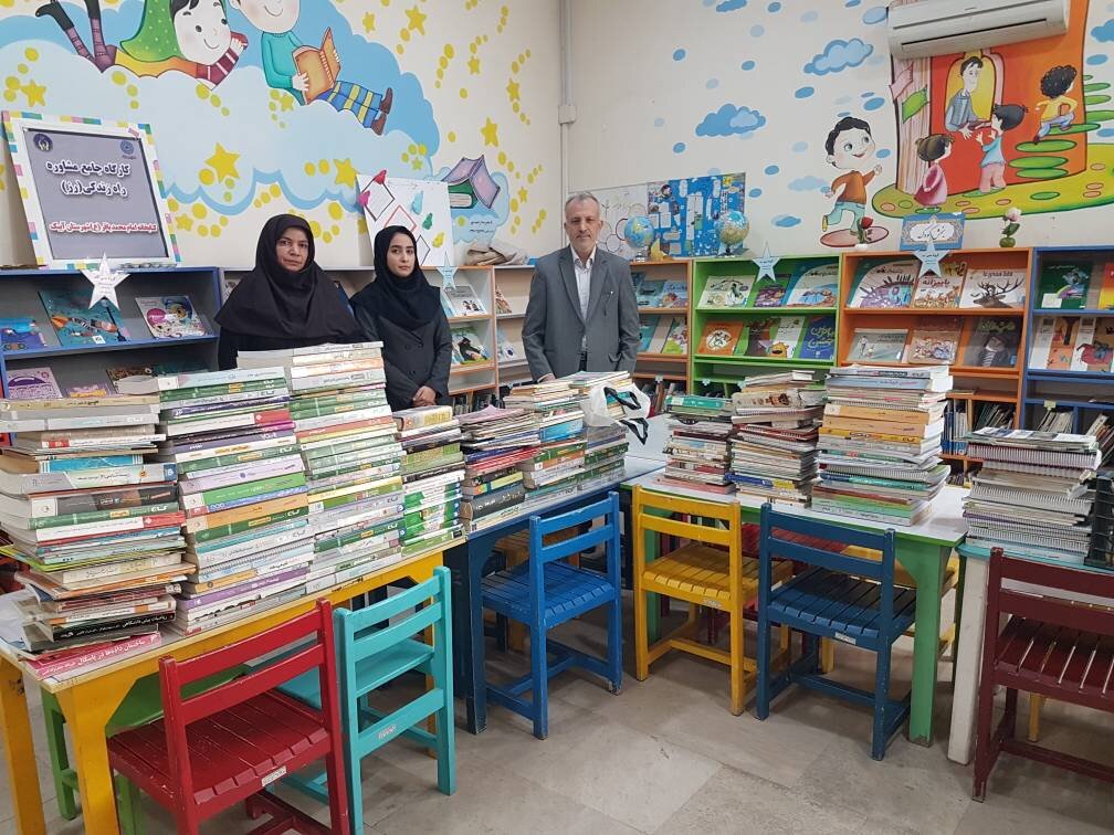 اهدای کتاتب آبیک