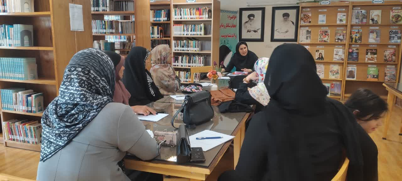 حضور گرم و پرشور کتابخوانان در کتابخانههای عمومی استان مرکزی