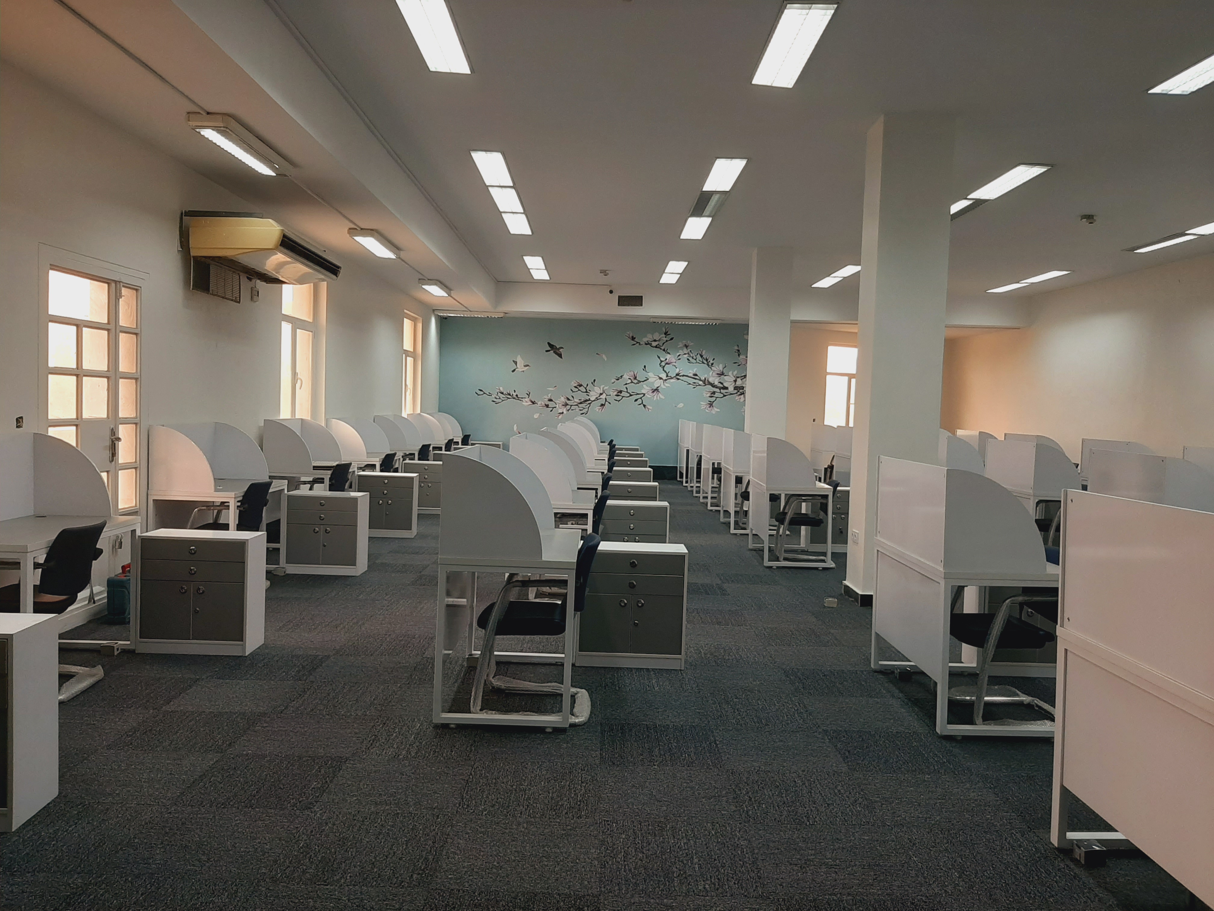 سالن مطالعه کتابخانه مرکزی خوزستان