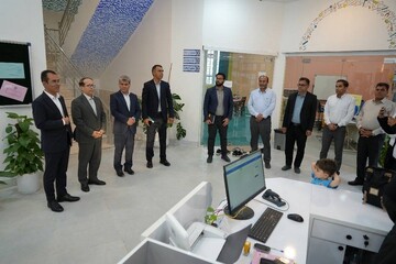بازدید فرماندار و شهرداران شهرستان دیر از کتابخانه عمومی شهید فکری جم