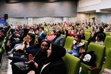 ویژه برنامه فرهنگی هنری کودکان سندرم داون در کتابخانه عمومی شهریار تبریز