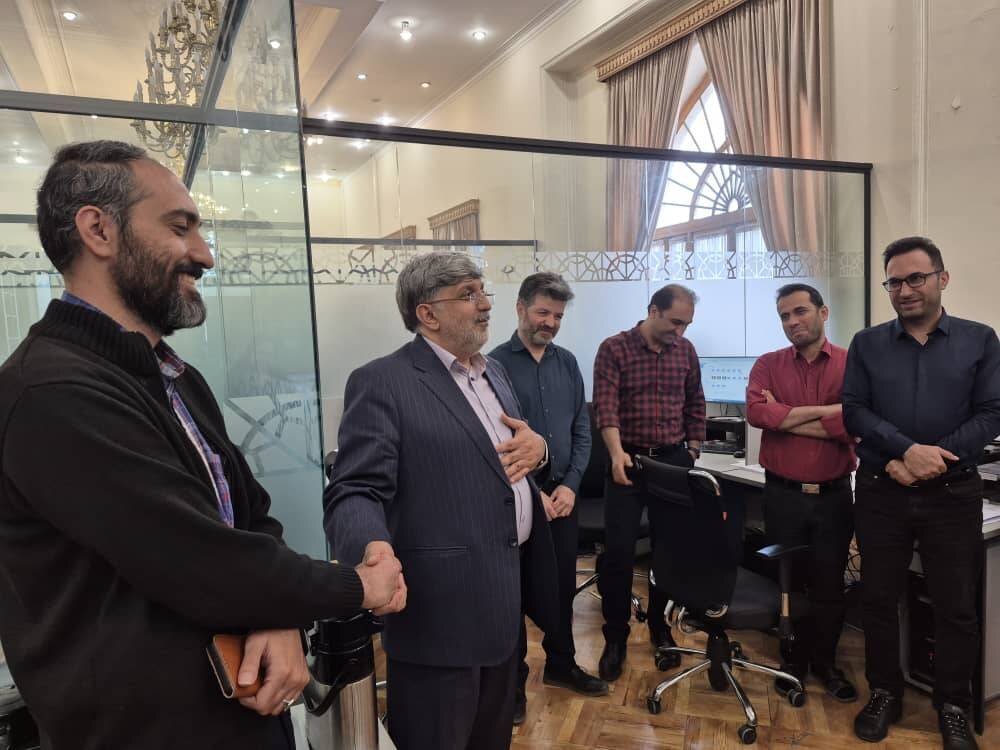 مدیران نهاد با همکاران ادارهکل امور اداری و منابع انسانی ستاد مرکزی دیدار کردند