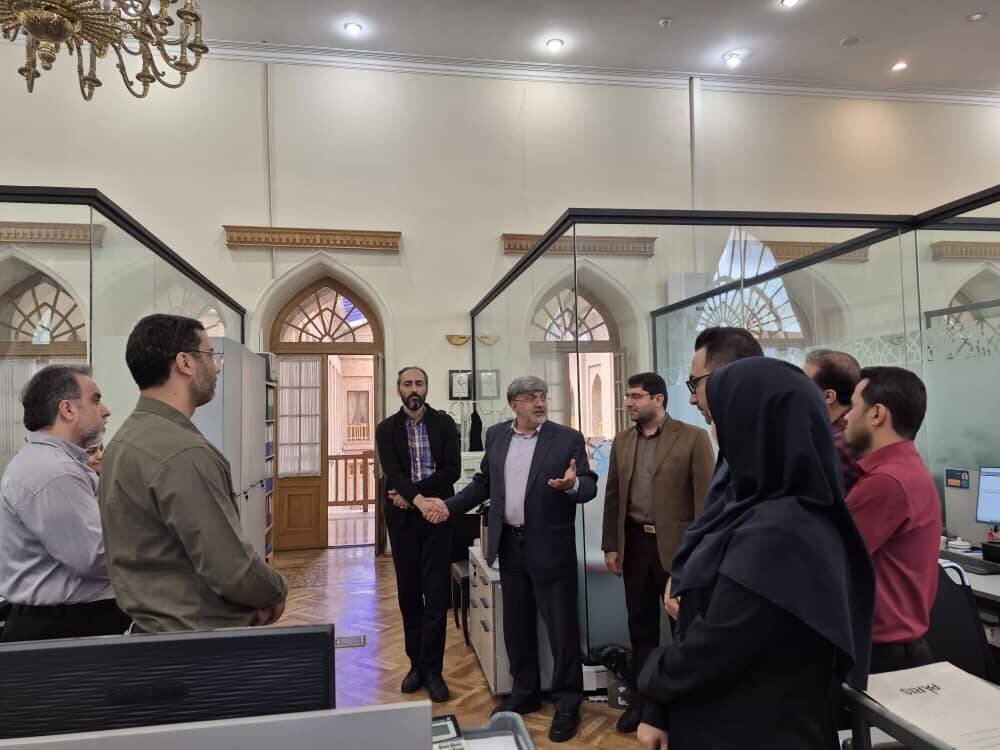 مدیران نهاد با همکاران ادارهکل امور اداری و منابع انسانی ستاد مرکزی دیدار کردند