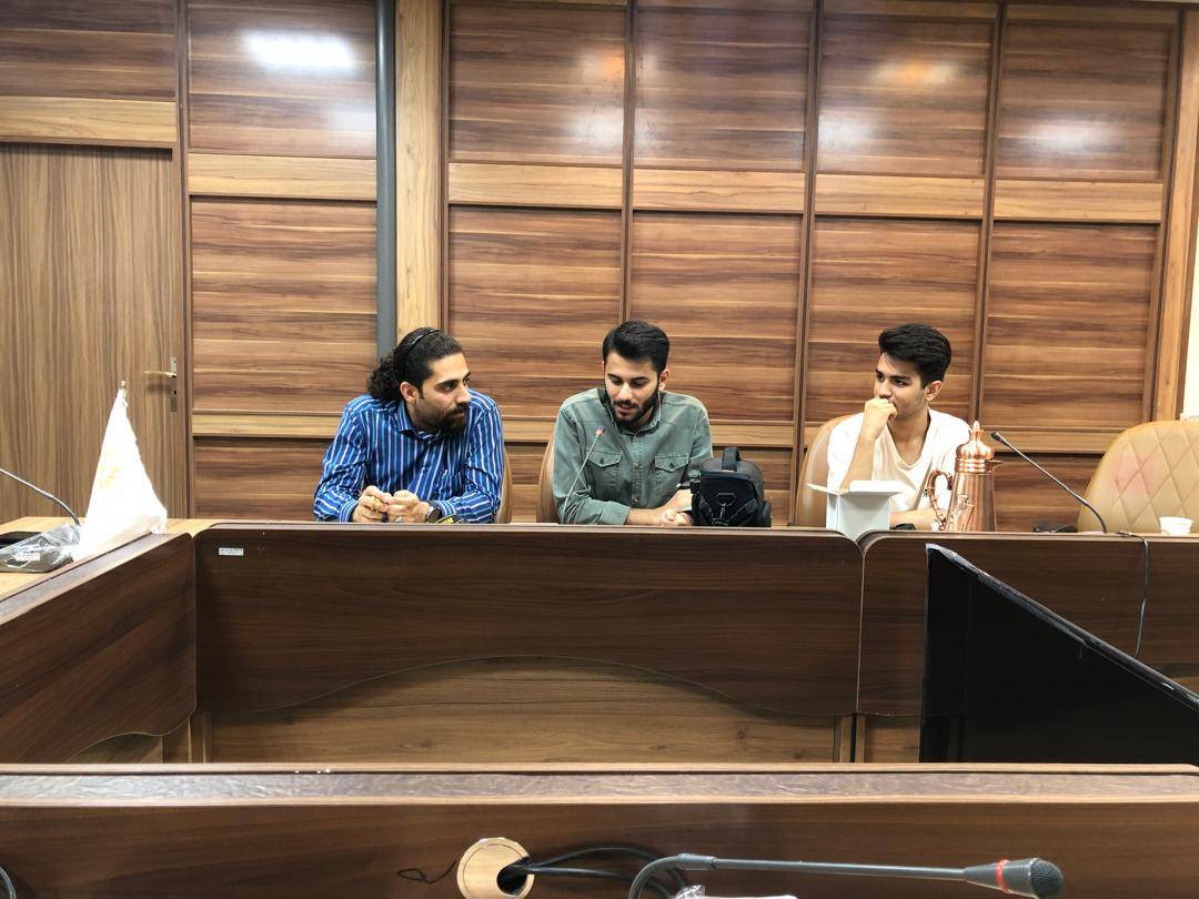 معرفی و خوانش آثار استاد محمد علی بهمنی در محفل ادبی اندیشه برگزار شد