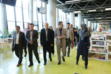 باغ کتاب کاشان