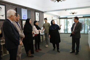 باغ کتاب کاشان