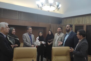 باغ کتاب کاشان