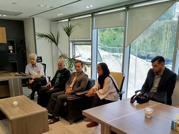 باغ کتاب کاشان