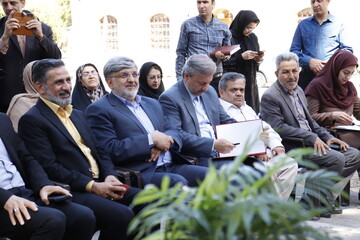 افتتاح کتابخانه عمومی سیار هدهد سفید استان سمنان در شاهرود باحضور جمعی از مسئولین استانی و شهرستانی