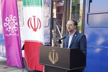 افتتاح کتابخانه عمومی سیار هدهد سفید استان سمنان در شاهرود باحضور جمعی از مسئولین استانی و شهرستانی