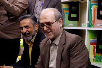 افتتاح کتابخانه عمومی سیار هدهد سفید استان سمنان در شاهرود باحضور جمعی از مسئولین استانی و شهرستانی