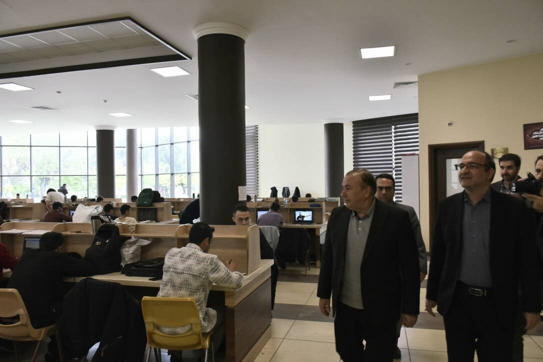 تحول ایجاد شده در خدمات و فضاهای کتابخانه ای مصداق بارز جهاد فرهنگی است