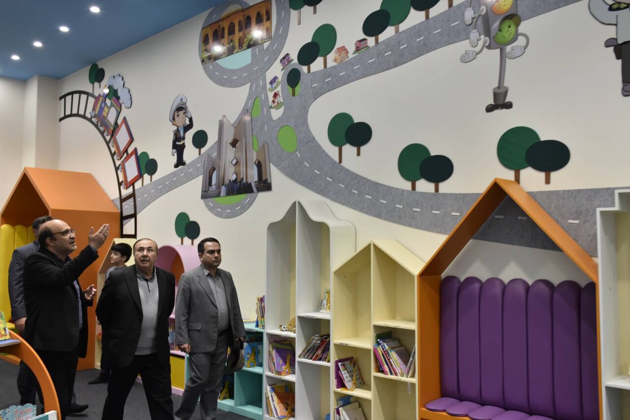 تحول ایجاد شده در خدمات و فضاهای کتابخانه ای مصداق بارز جهاد فرهنگی است