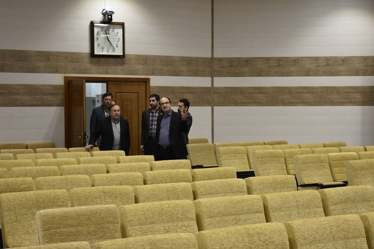 تحول ایجاد شده در خدمات و فضاهای کتابخانه ای مصداق بارز جهاد فرهنگی است