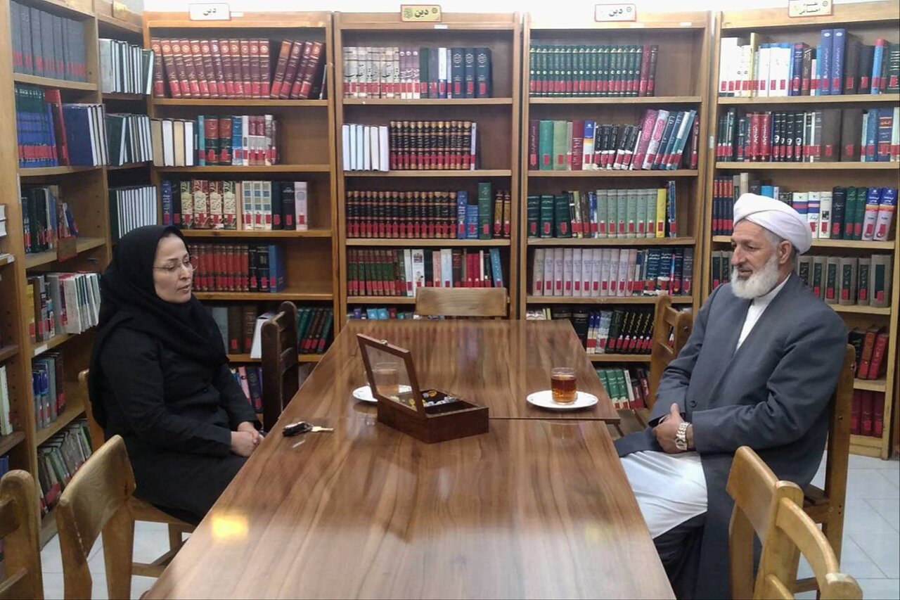 بازدید مدیرکل کتابخانه‌های عمومی گلستان از کتابخانه‌های گنبد کاووس