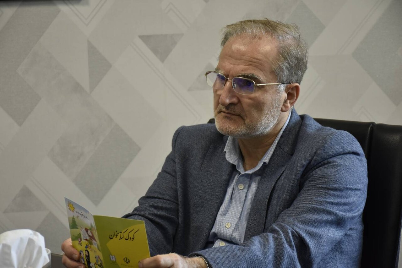 تقدیر رئیس مرکز بهداشت آذربایجان شرقی از اداره‌کل کتابخانه‌های عمومی استان