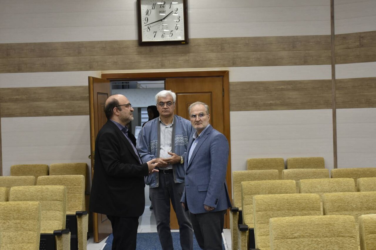 تقدیر رئیس مرکز بهداشت آذربایجان شرقی از اداره‌کل کتابخانه‌های عمومی استان