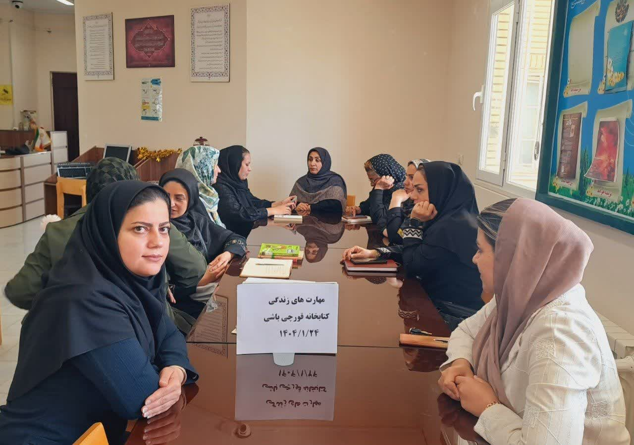 ویژه برنامههای کتابخوانی در کتابخانههای عمومی استان مرکزی