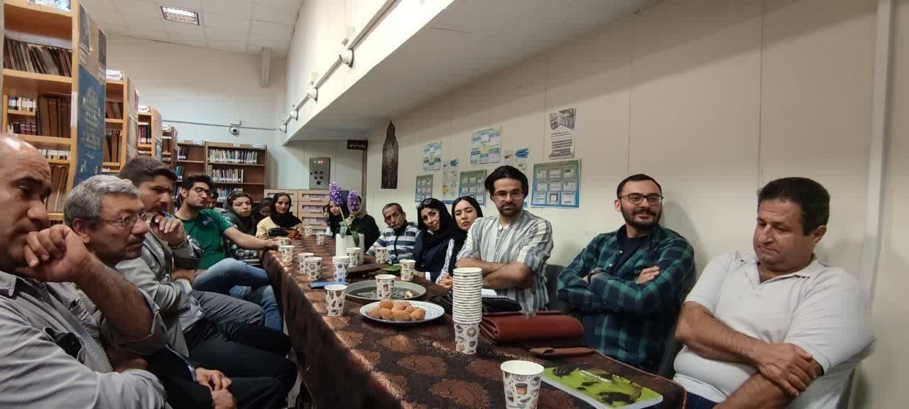 ویژه برنامههای کتابخوانی در کتابخانههای عمومی استان مرکزی