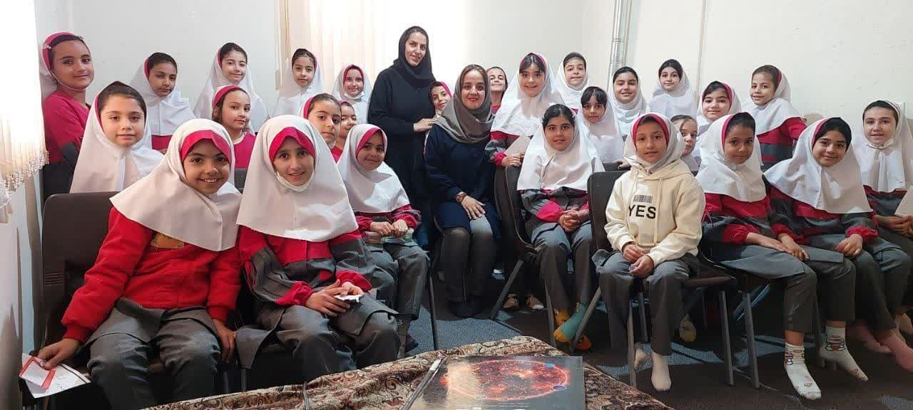 ترویج فرهنگ کتاب و کتابخوانی در کتابخانه‌های عمومی استان مرکزی