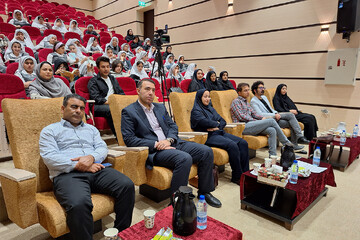 اختتامیه مرحله استانی سومین دوسالانه جشنواره قصه‌گویی «نهال امید» در کتابخانه مرکزی ایلام