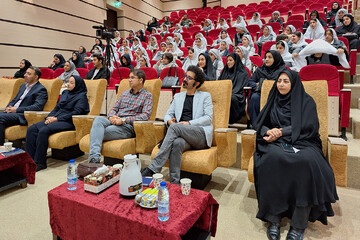 اختتامیه مرحله استانی سومین دوسالانه جشنواره قصه‌گویی «نهال امید» در کتابخانه مرکزی ایلام