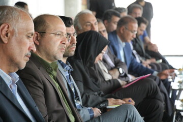 بازدید استاندار مرکزی از پروژه کتابخانه مرکزی اراک