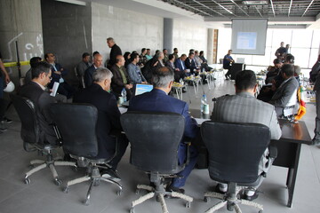 بازدید استاندار مرکزی از پروژه کتابخانه مرکزی اراک