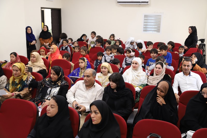 برگزیدگان سومین دوسالانه جشنواره قصه گویی «نهال امید» در بوشهر معرفی شدند