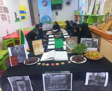 میز یادبود/ کتابخانه شیخ جعفر زمانی تختی