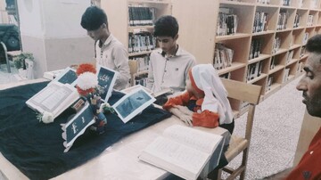 میز یادبود/ کتابخانه فرهیختگان