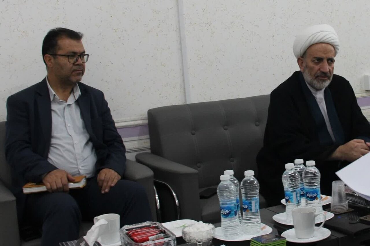 دیدار و گفتگوی عضو ناظر مجلس در هیئت امنای کتابخانههای عمومی کشور با سرپرست اداره کل کتابخانههای عمومی استان اصفهان