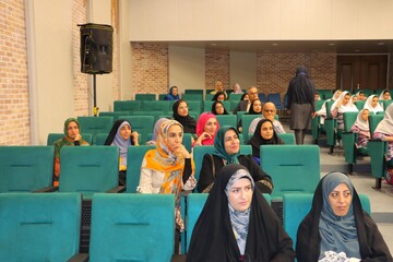 جشنواره قصه‌گویی نهال امید در یزد برگزار شد