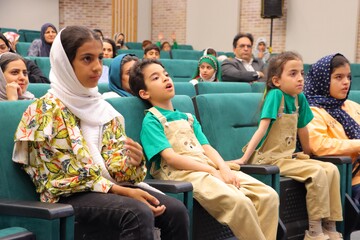 جشنواره قصه‌گویی نهال امید در یزد برگزار شد