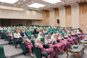 جشنواره قصه‌گویی نهال امید در یزد برگزار شد