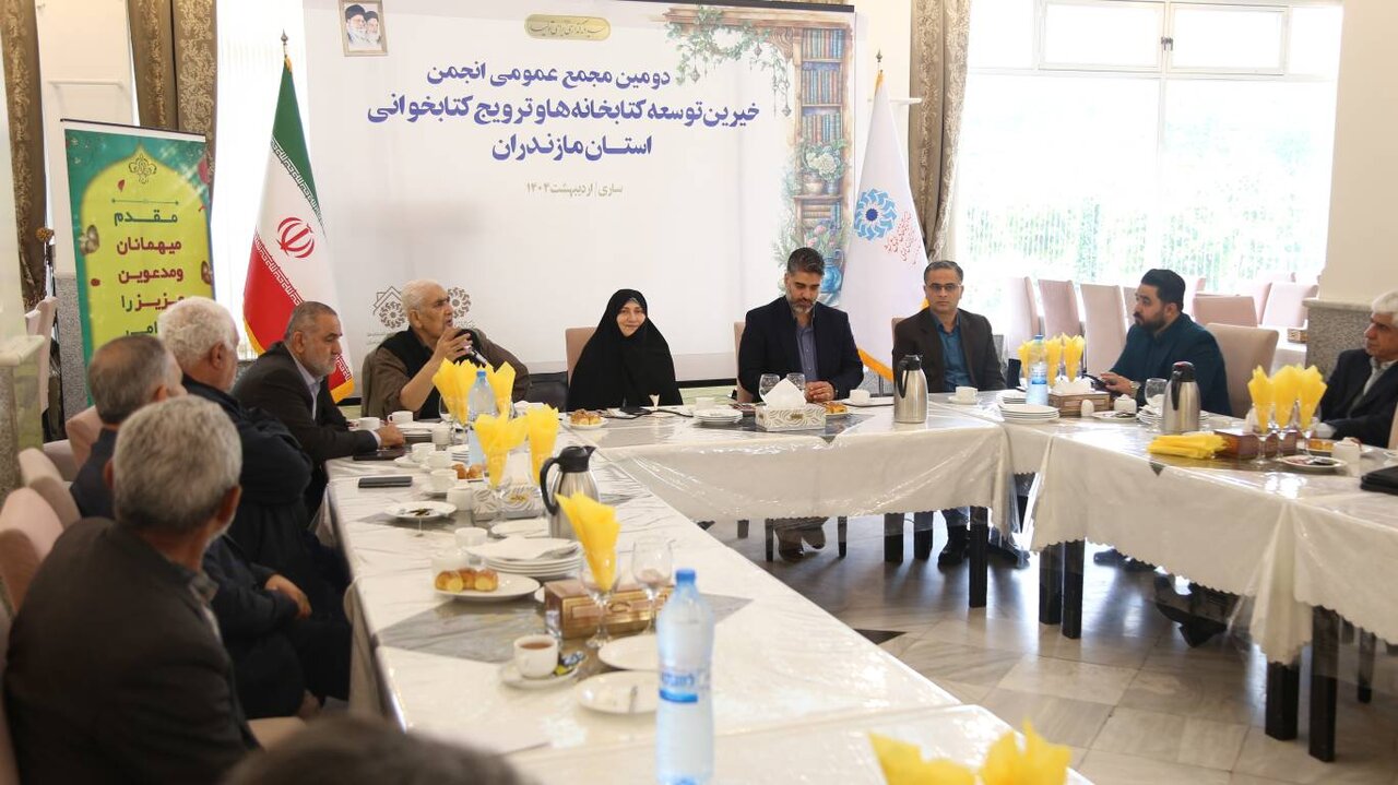 کتابخانه سیار، چراغی برای روشن نگهداشتن فرهنگ در دل روستاهای مازندران