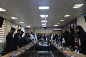 ویژه برنامه یک اسکله شعر