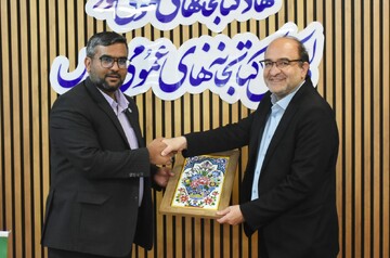 بازدید مدیرکل و کارشناسان آذربایجان شرقی از کتابخانه های عمومی استان فارس