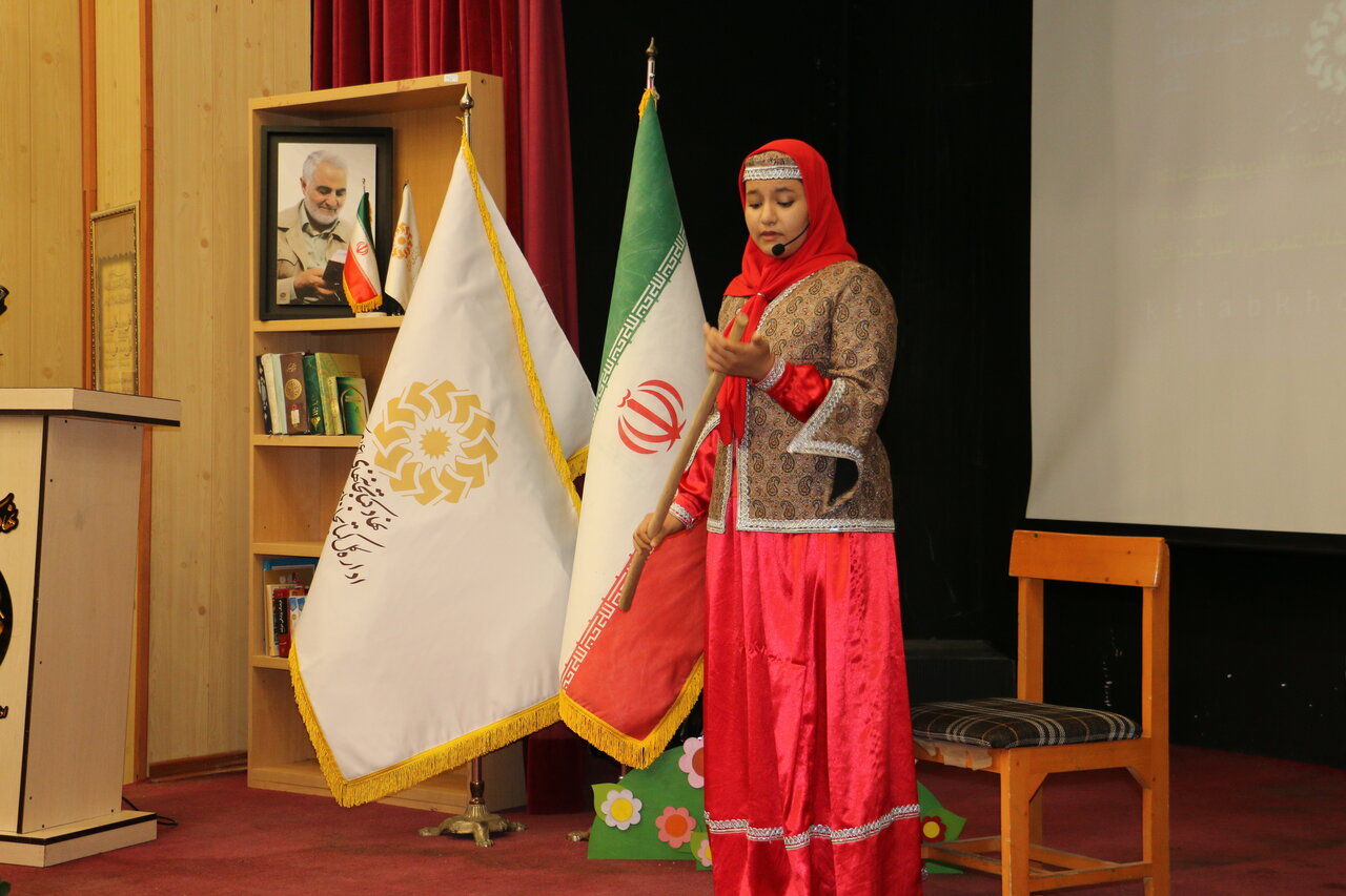 برگزیدگان استانی سومین دوره جشنواره قصهگویی «نهال امید» در استان البرز معرفی شدند