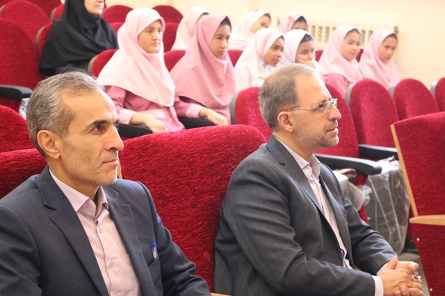 برگزیدگان سومین دوسالانه جشنواره قصه‌گویی «نهال امید» استان سمنان معرفی شدند