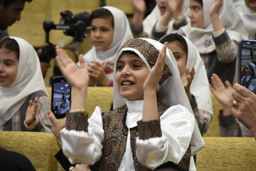 مرحله استانی سومین دوسالانه قصه گویی «نهال امید» آذربایجان شرقی