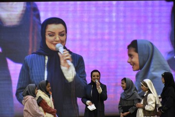 مرحله استانی سومین دوسالانه قصه گویی «نهال امید» آذربایجان شرقی