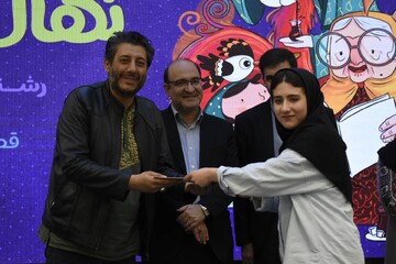 مرحله استانی سومین دوسالانه قصه گویی «نهال امید» آذربایجان شرقی